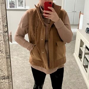 Women's Tan Vest with Pockets